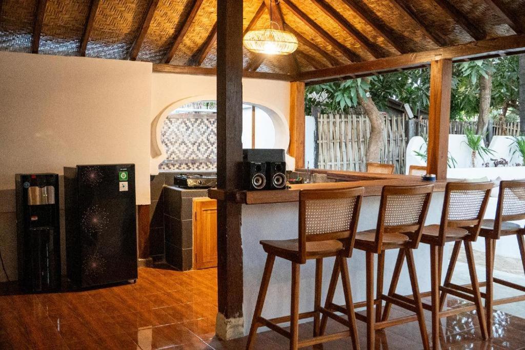 Buena Vibra & Villa, Ohia Ardi Beltza Gili Air