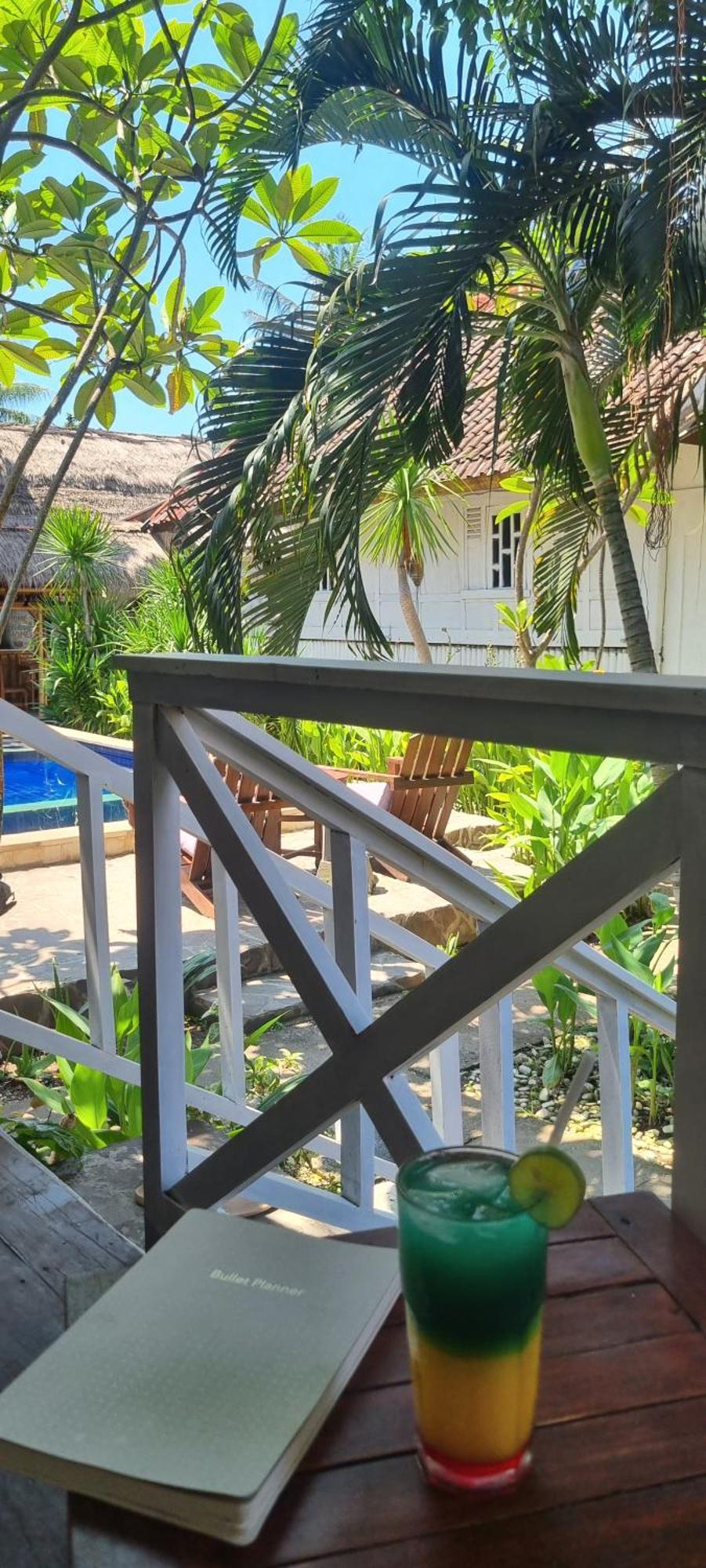 Maison d'hôtes Buena Vibra & Villa, Ohia Ardi Beltza 3*