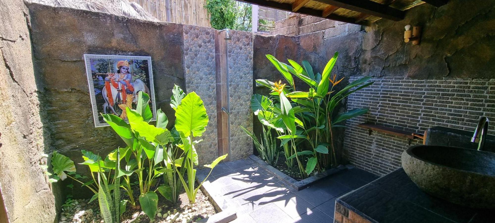 Buena Vibra & Villa, Ohia Ardi Beltza 3* Gili Air