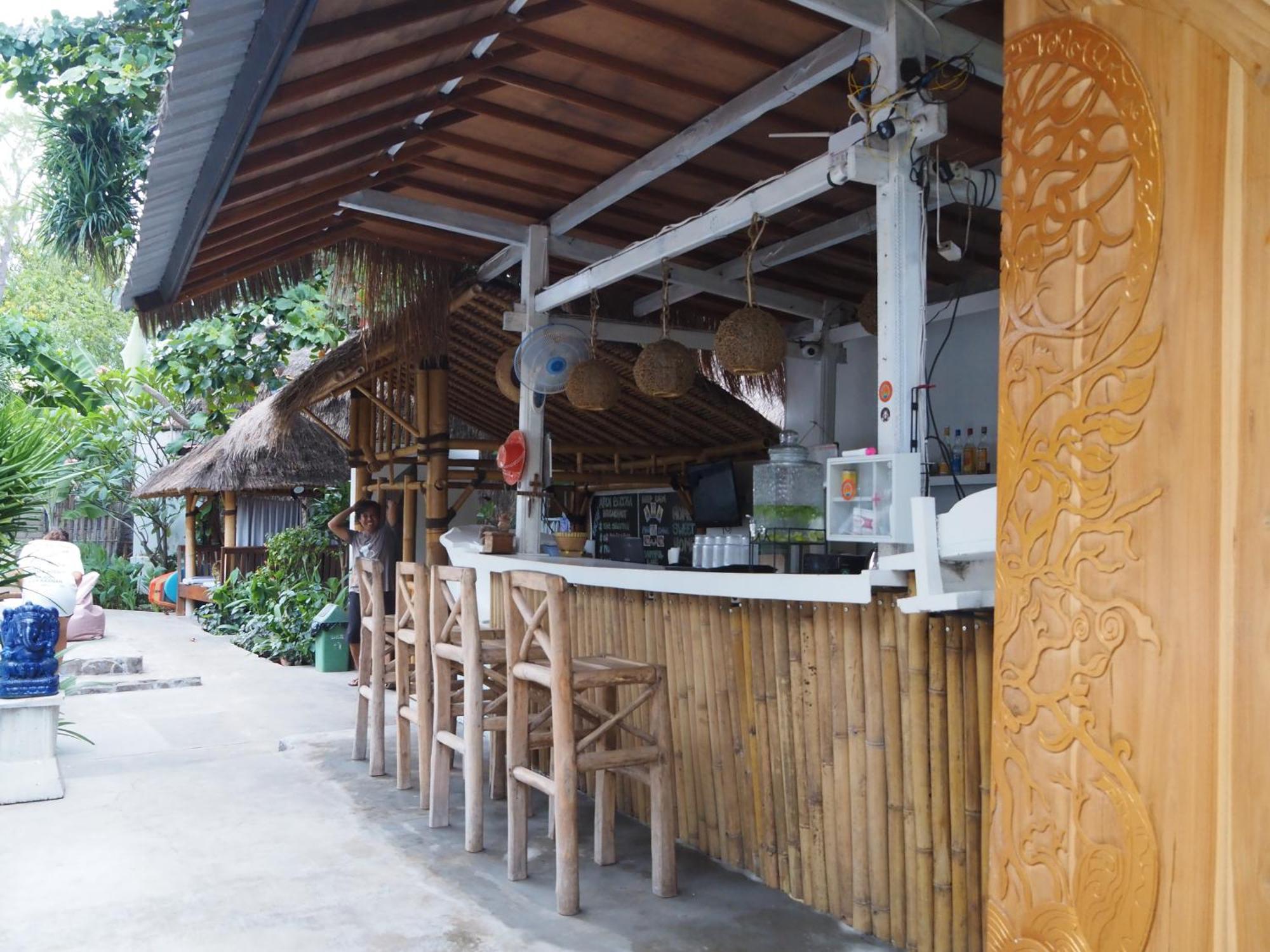 Buena Vibra & Villa, Ohia Ardi Beltza Gili Air