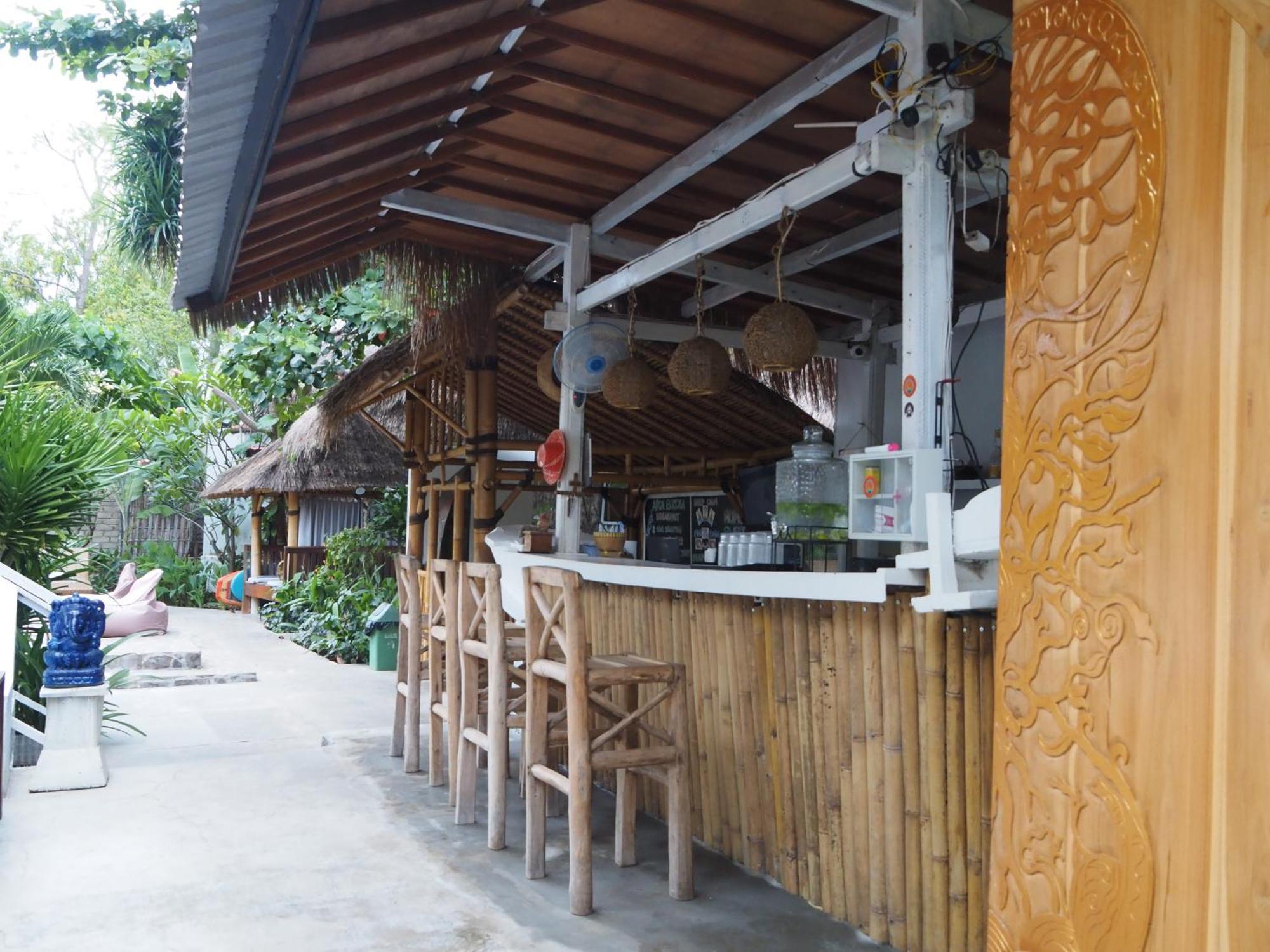 Buena Vibra & Villa, Ohia Ardi Beltza Gili Air